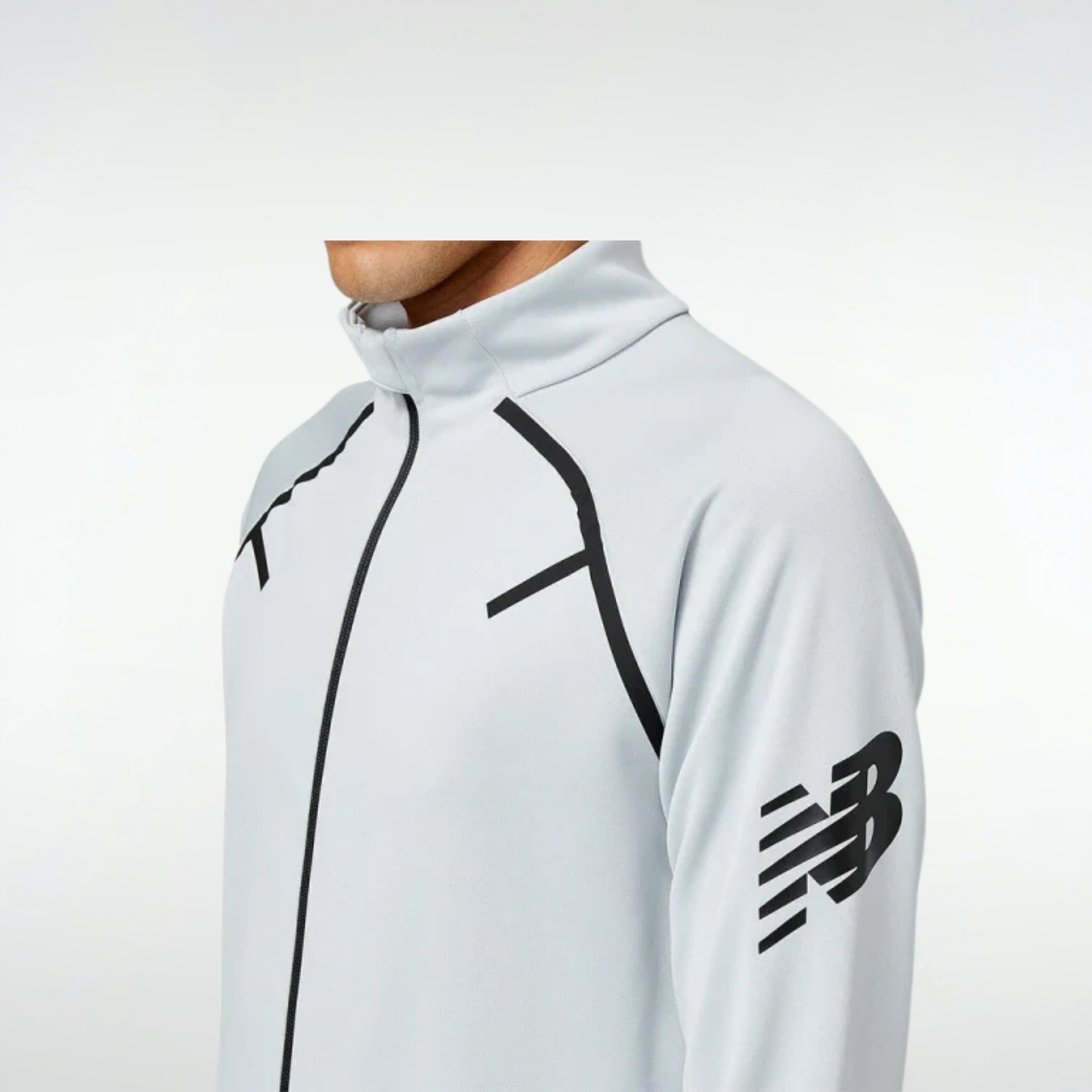 Campera New Balance Tenacity - Gris