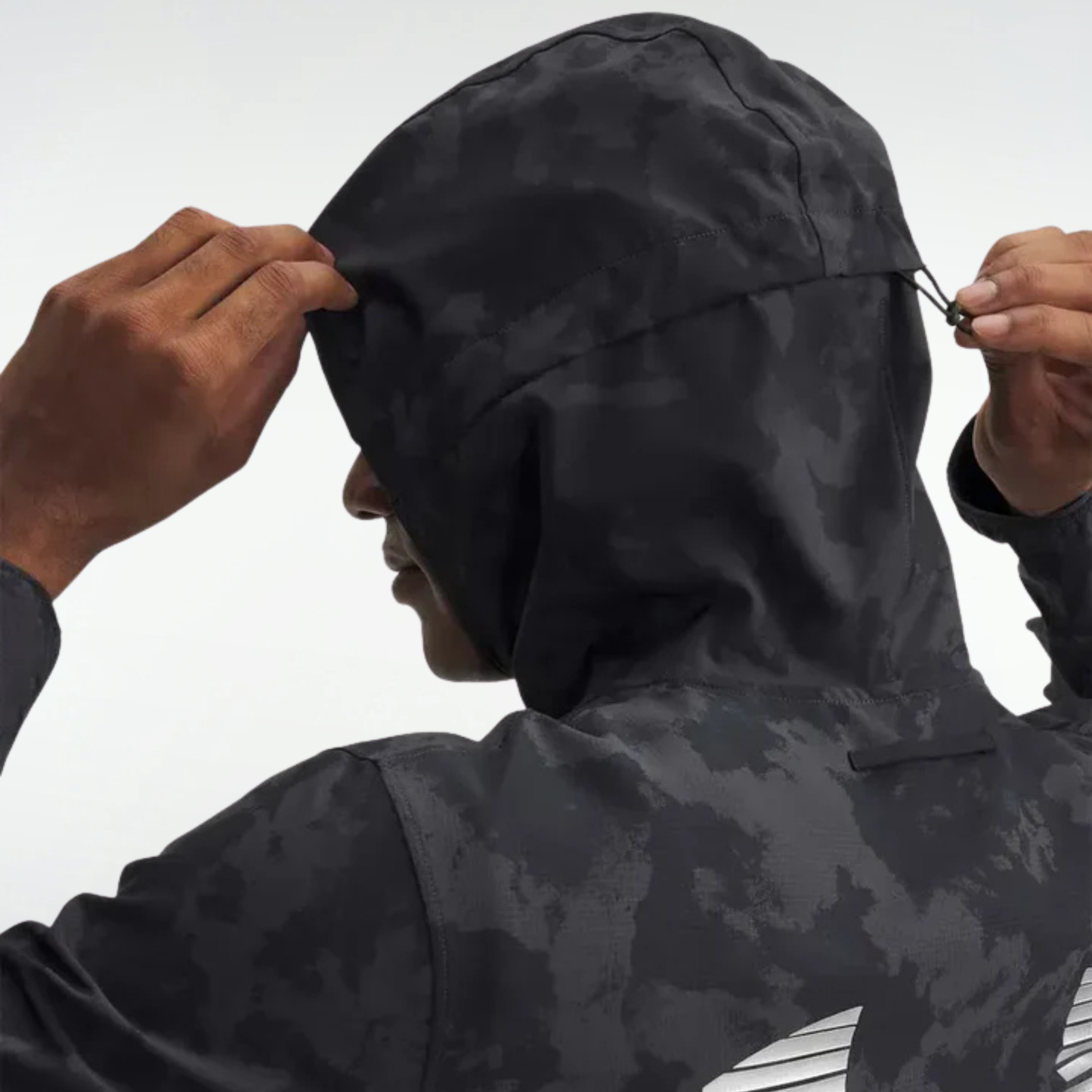 Campera Rompeviento Under Armour Vlct Pro Strm Para Hombre